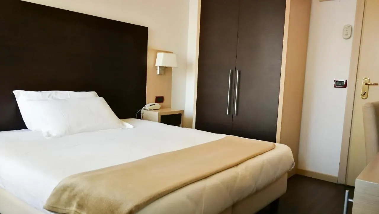 Viserbella di Rimini Park Hotel Serena 3*, Viserbella di Rimini איטליה